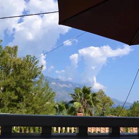 Mihaila Seaside: 2 Bedroom Kefalonia * 斯巴达