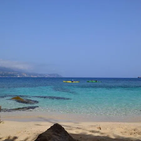 Ferienhaus Mihaila Seaside: 2 Bedroom Kefalonia Sparta