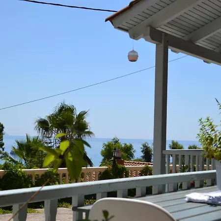 Mihaila Seaside: 2 Bedroom Kefalonia 스파르티아